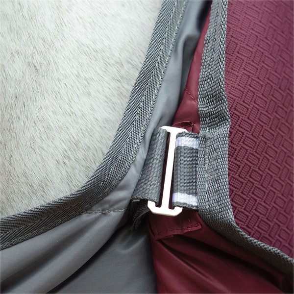 2024 Weatherbeeta Comfitec Plus Dynamic II Detach-A-Neck Heavy Turnout Rug 1006926 - Maroon / Grey / White